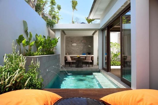 Cross Bali Breakers Resort