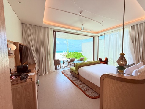 Centara Grand Lagoon Maldives