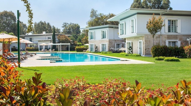 Azure Villas By Cornelia