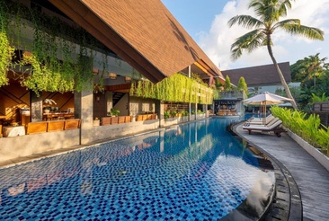 Kayumas Seminyak Resort