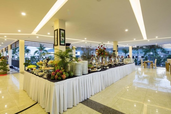 Diamond Bay Condotel Resort Nha Trang
