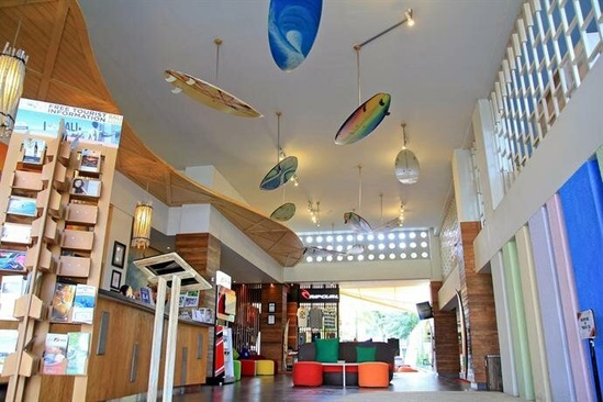 Bliss Surfer Hotel