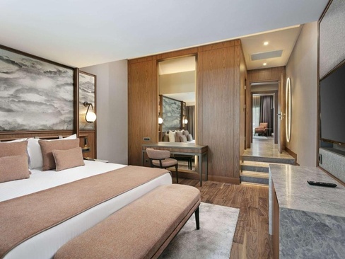 Rixos Sungate - The Land Of Legend Access