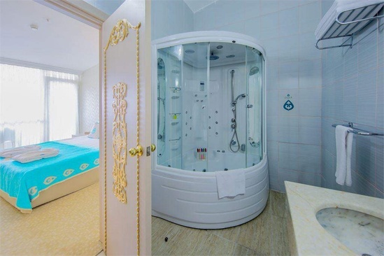 Daima Biz Hotel