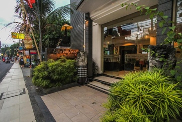 Legian Village Hotel