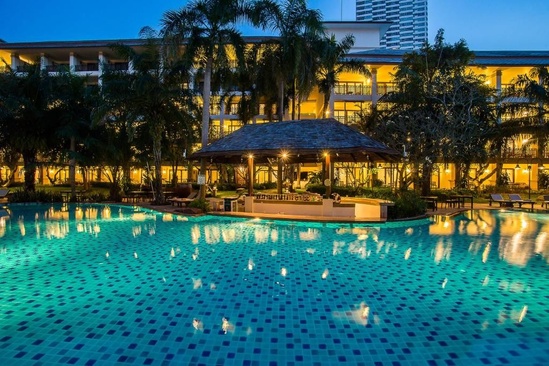 Ravindra Beach Resort & Spa