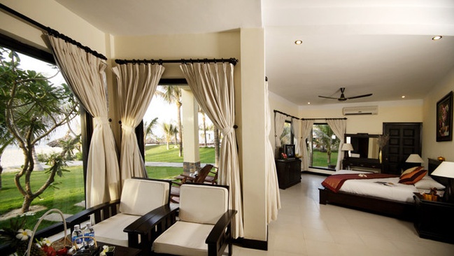 Sea Lion Beach Resort & Spa