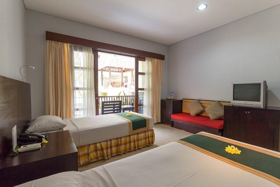Fourteen Roses Beach Hotel