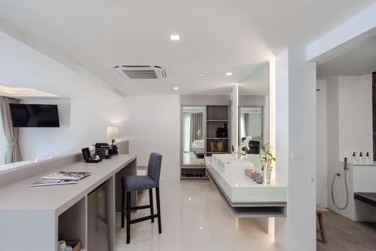 Anona Beachfront Phuket Resort