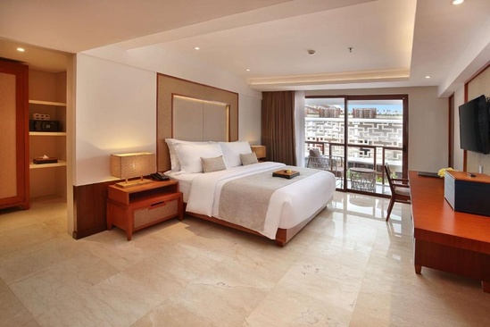 The Bandha Hotel & Suites