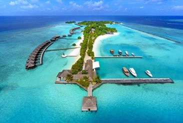 Sheraton Maldives Full Moon Resort & Spa