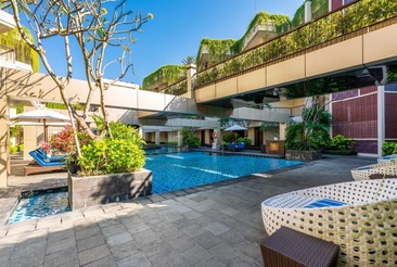 Vouk Hotel & Suites