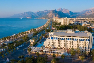 Sealife Family Resort Hotel