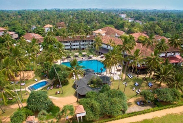 Tangerine Beach Hotel