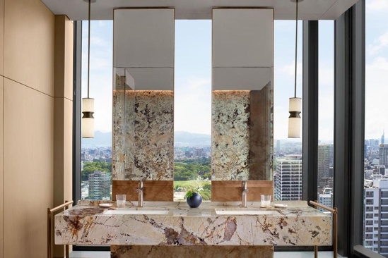 The Ritz-Carlton, Fukuoka