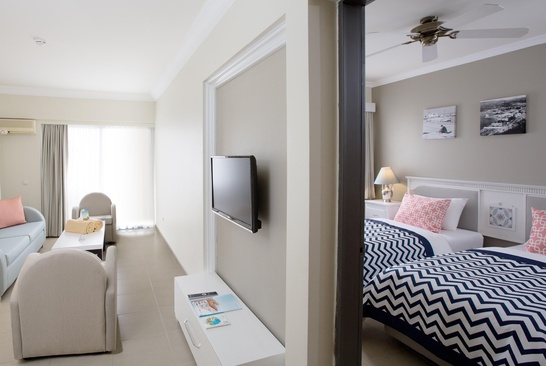 Paloma Marina Suites