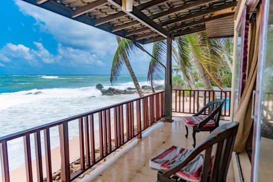 Amor Beach Unawatuna