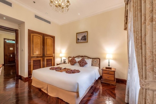 Grand Hotel Saigon
