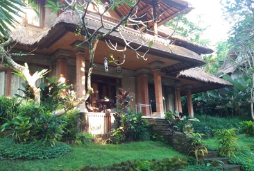 Hotel Tjampuhan Spa