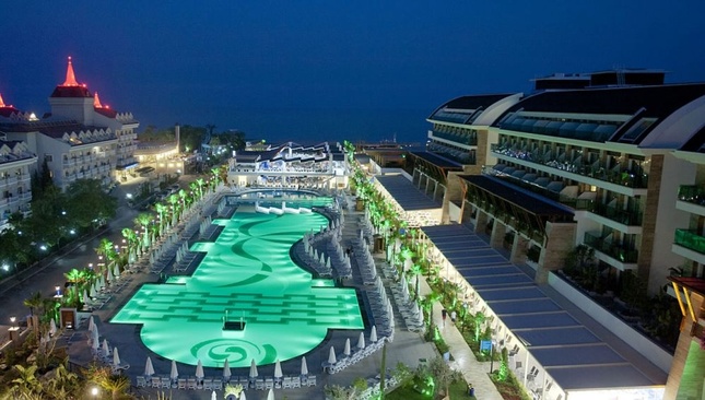 Crystal Waterworld Resort & Spa
