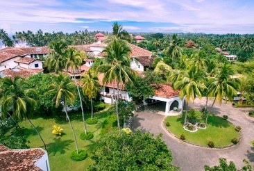 Tangerine Beach Hotel