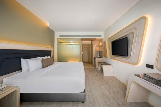 Amora Beach Resort Phuket