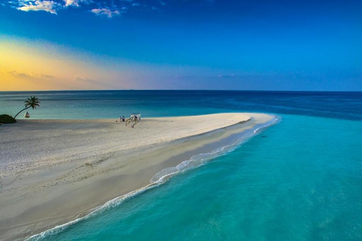 Hideaway Beach Resort & Spa