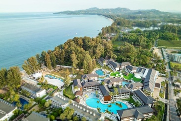 Amora Beach Resort Phuket