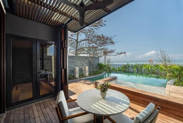 Sumitra Luxury Villas A Pramana