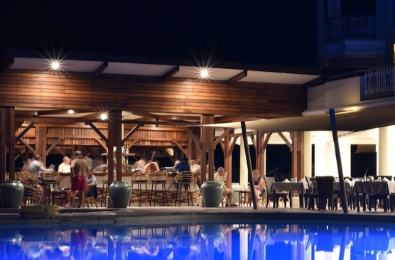 Tarisa Resort
