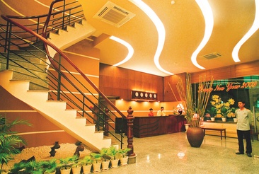 Starlet Hotel