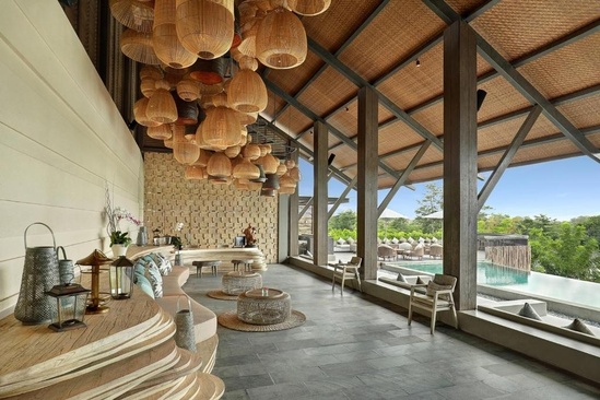 Cross Bali Breakers Resort