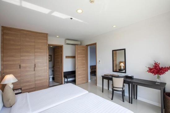 Kantary Beach Hotel Villas & Suites