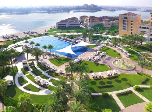 The Ritz-Carlton Abu Dhabi, Grand Canal