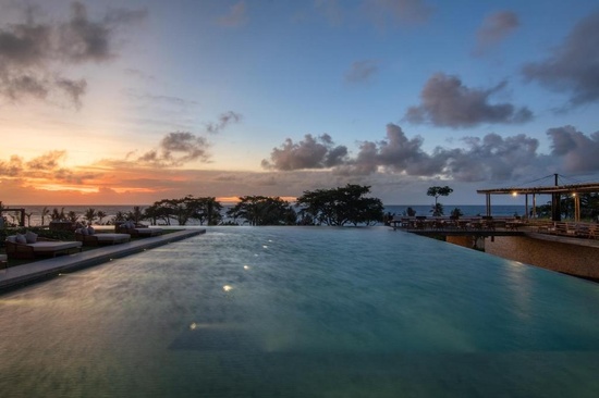 Cap Karoso Sumba
