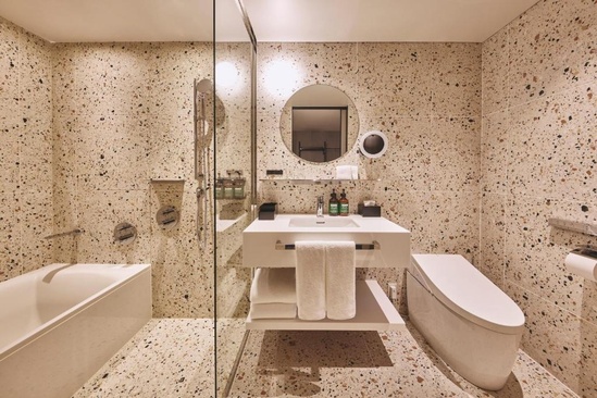 Voco Osaka Central By Ihg