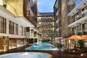 Harper Kuta Hotel