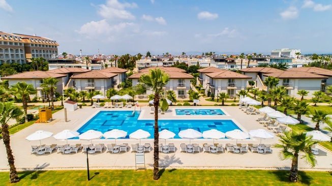 Crystal Boutique Beach Resort 