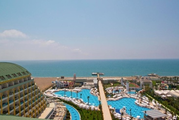 Delphin Imperial Lara