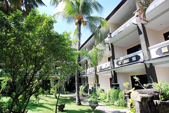 Bakung Beach Resort