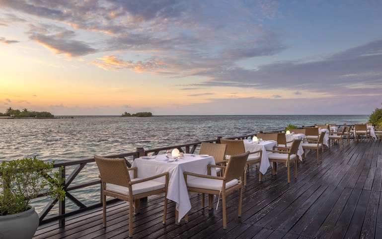 Adaaran Select Hudhuranfushi