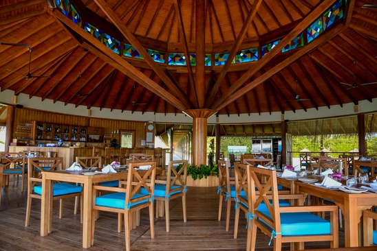 Reethi Faru Resort