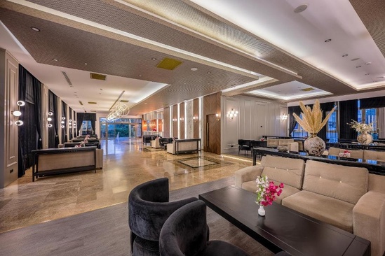 L`Oceanica Beach Resort Hotel