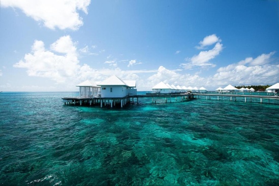 Diamonds Thudufushi Beach & Water Villas