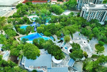 Tambuli Seaside Resort And Spa