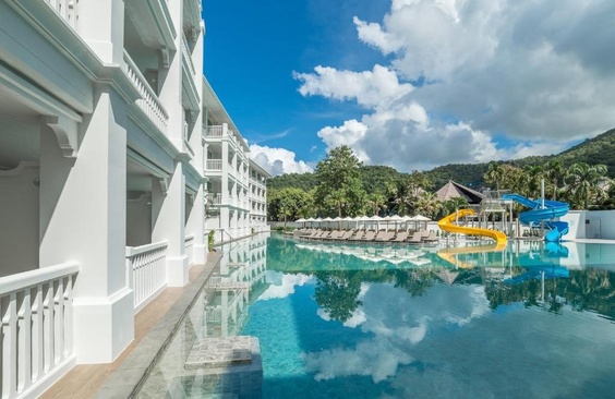 Centara Ao Nang Beach Resort & Spa Krabi