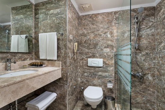 Oz Hotels Incekum Beach Resort