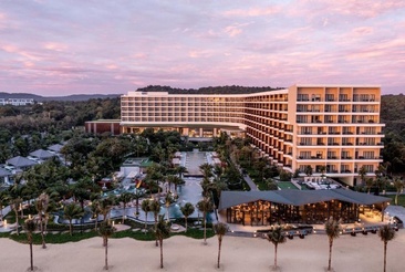 Crowne Plaza Phu Quoc Starbay
