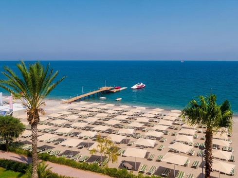 L`Oceanica Beach Resort Hotel