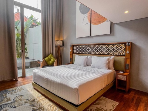 Kayumas Seminyak Resort